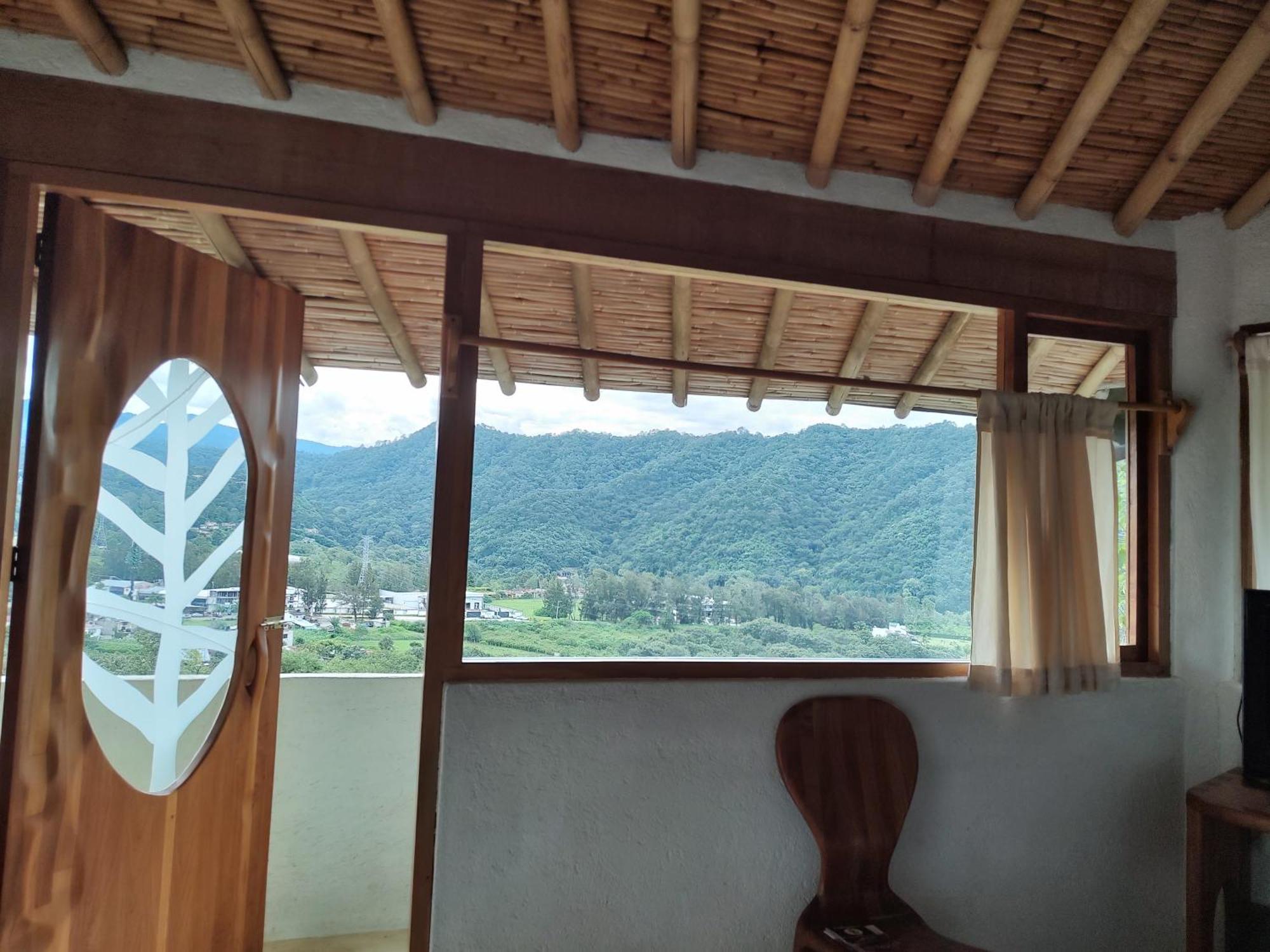 El Encinal De Las Flores Valle de Bravo Rum bild